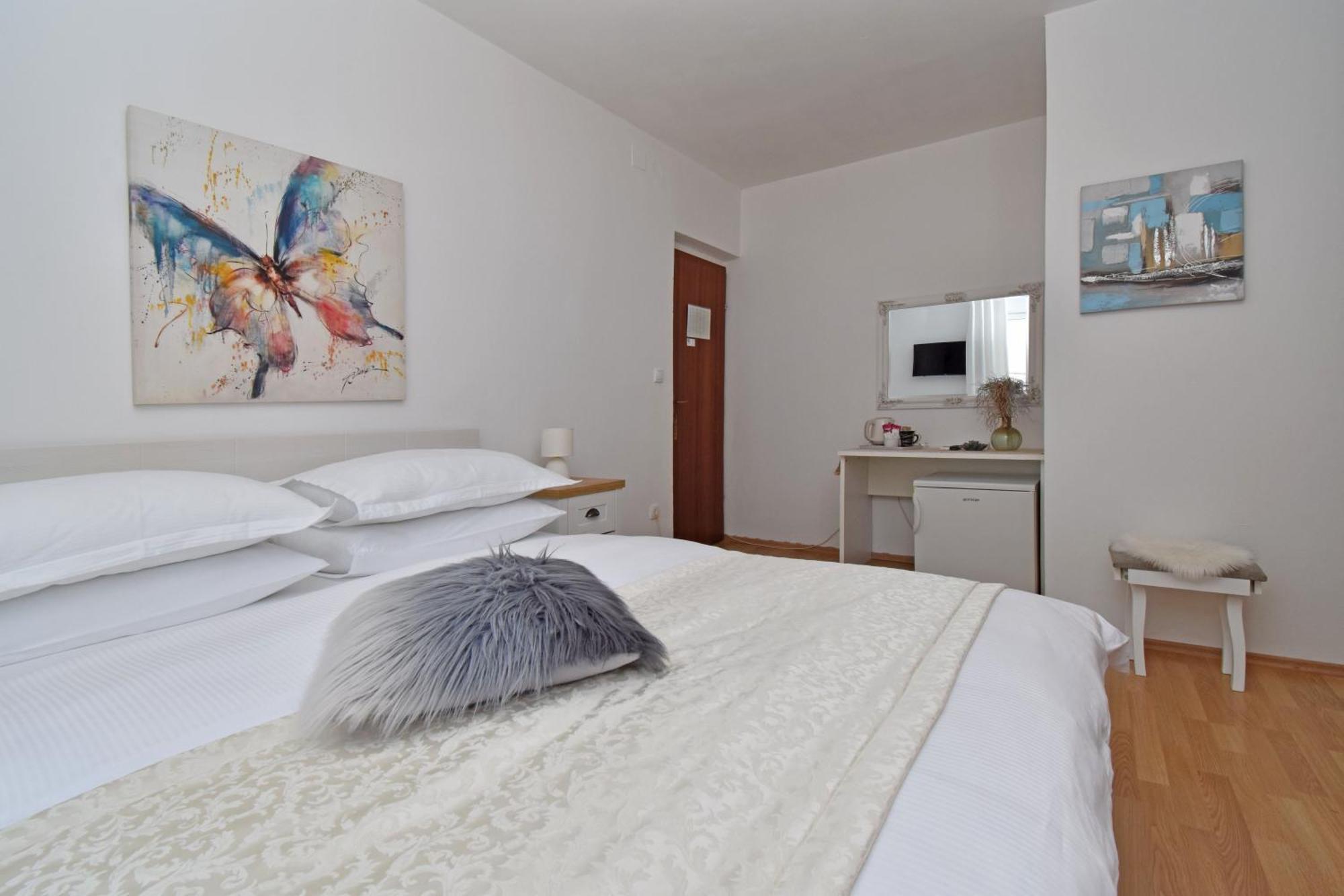 Apartment & Rooms Meri Tucepi Exterior photo