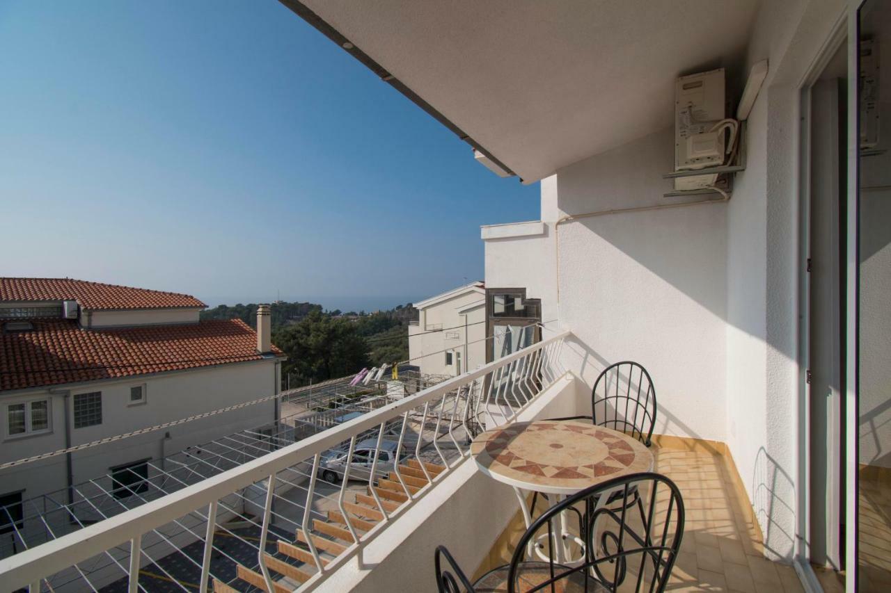 Apartment & Rooms Meri Tucepi Exterior photo